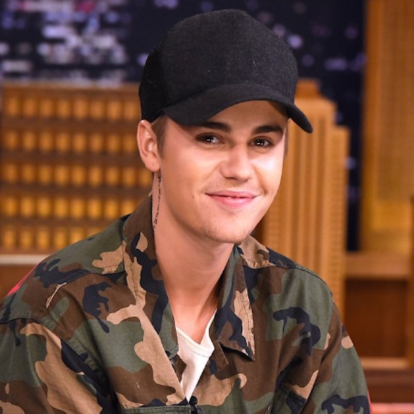 Justin Bieber Says Nude Photo Leak 'Wasn't as Terrible' as He Thought -  YouTube