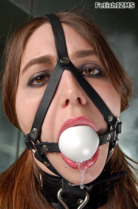 Tape gag porno