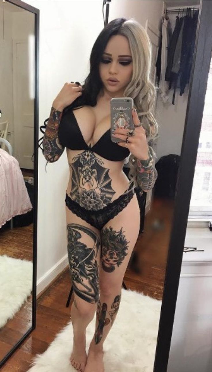 Sexy Nude Tattoo Girls