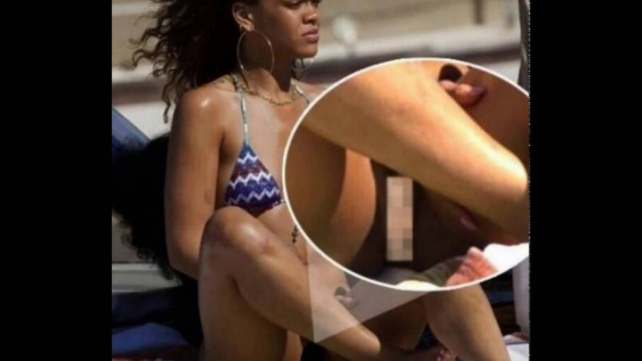 Leaked photos rihanna naked Rihanna Braless
