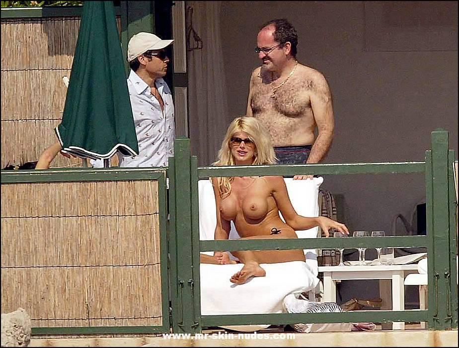 Nude victoria silvsted Victoria Silvstedt