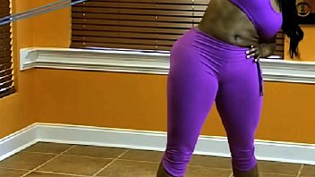 Big Booty Ebony In Tights - big booty ebony milf showing her phat ass in purple spandex - XXXPicz