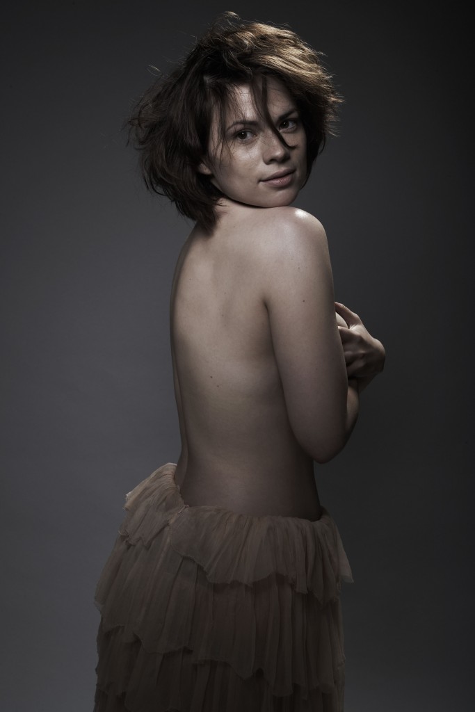 hayley atwell topless sexy picture