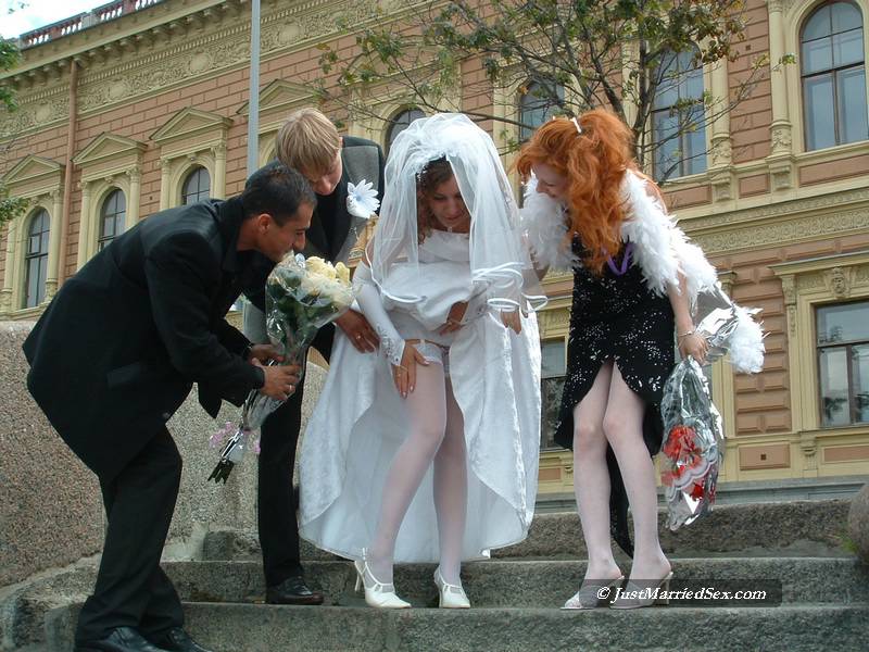 russian brides upskirt dating sex porn - XXXPicz