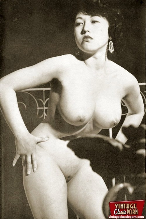 Vintage Asian Topless - vintage asian porn women ass hole 1 - XXXPicz